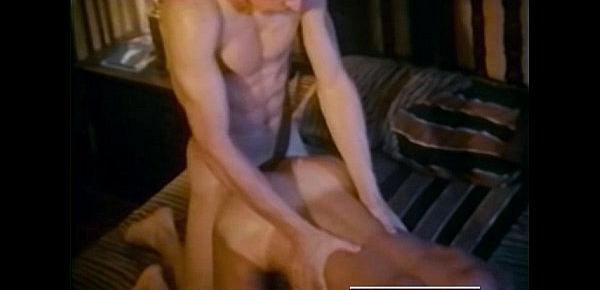  Johnny Dawes fucks Eric Stryker - Vintage Gay Porn - KNOCKOUT (1983)